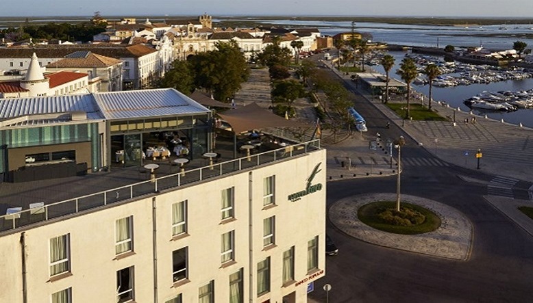 hotel1.jpg
