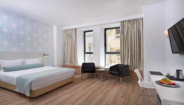 hotel7.jpg